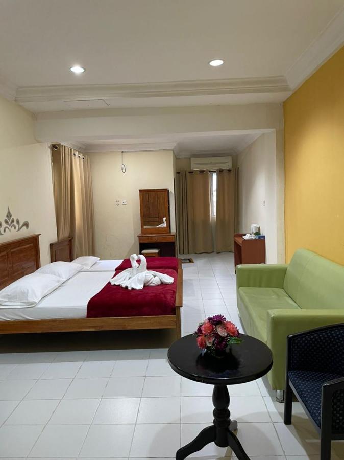 Samudera Hotel Kampung Kuala Besut Dış mekan fotoğraf