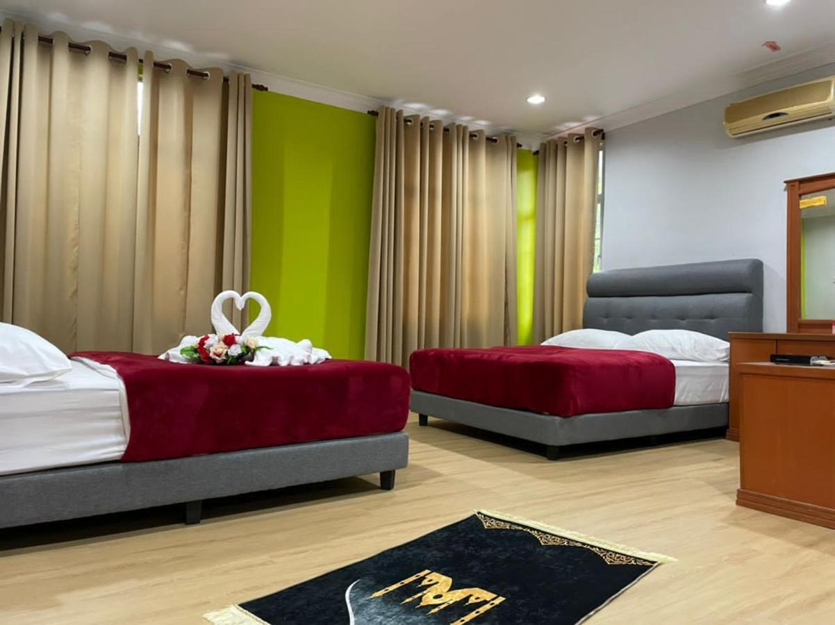 Samudera Hotel Kampung Kuala Besut Dış mekan fotoğraf